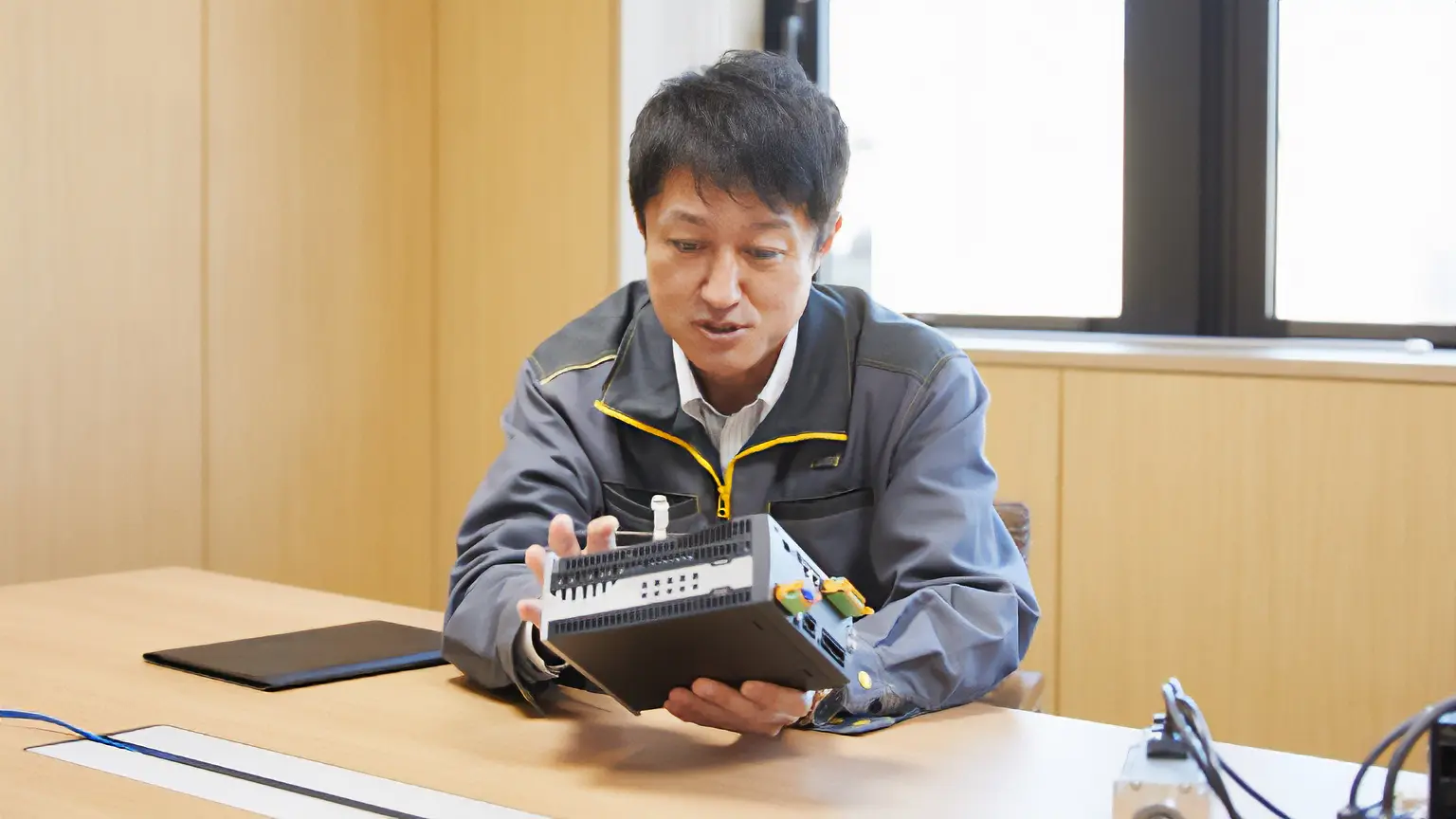 控制機器系統事業部 部長 菅原力