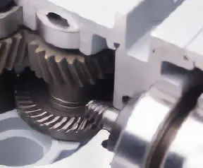 直交軸減速機橫斷面
